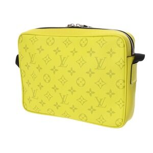 Louis Vuitton Black Jaune Monogram Taiga Messenger Eclipse Bag